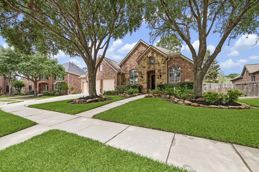 Photo of 12523 Cedar Key Trail, Humble, TX 77346 (MLS # 86922530)