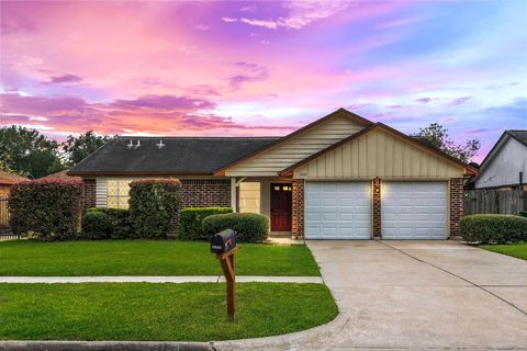 Photo of 12123 Plumpoint Drive, Houston, TX 77099 (MLS # 52691900)
