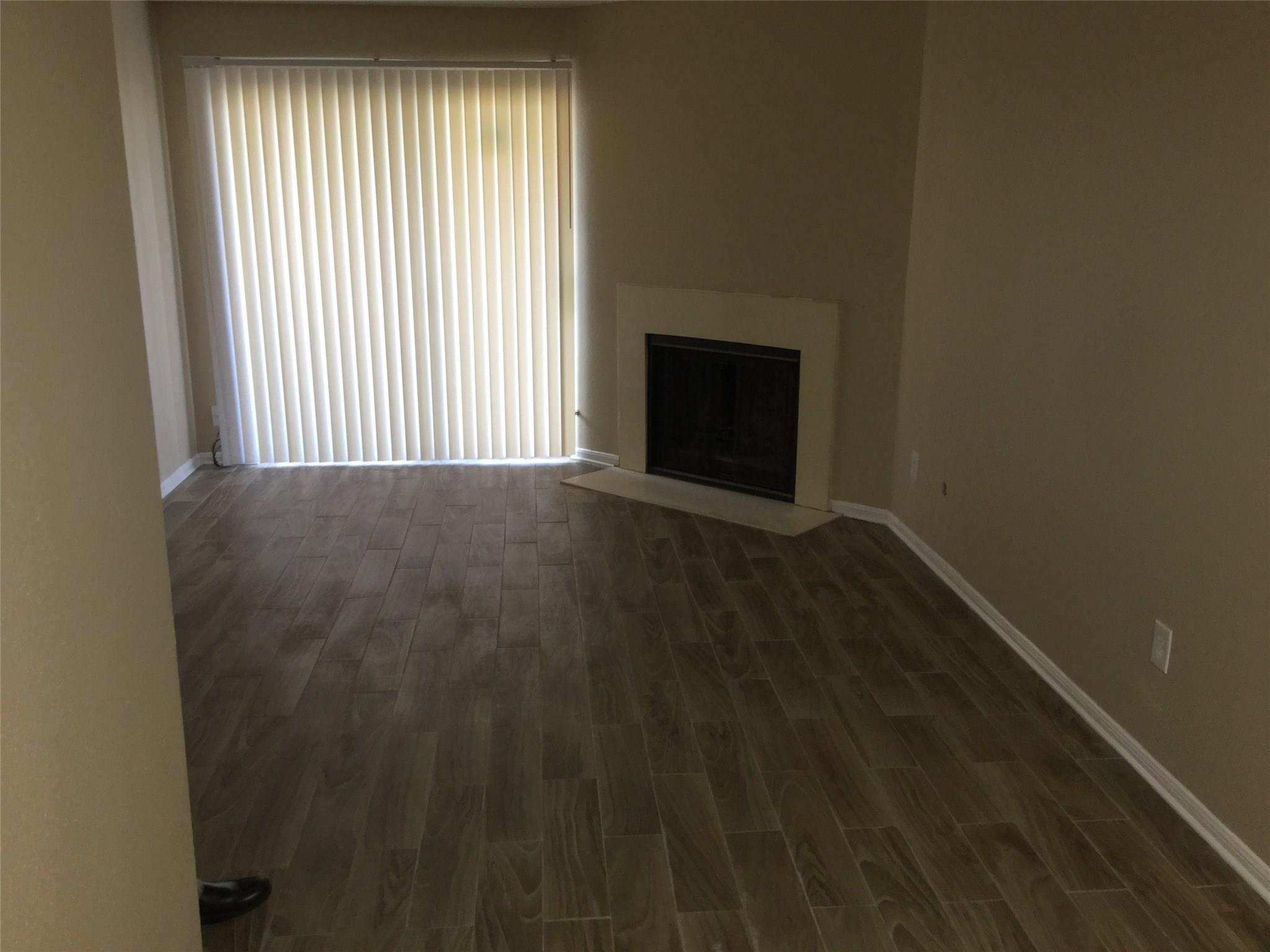 2120 El Paseo Street 1807