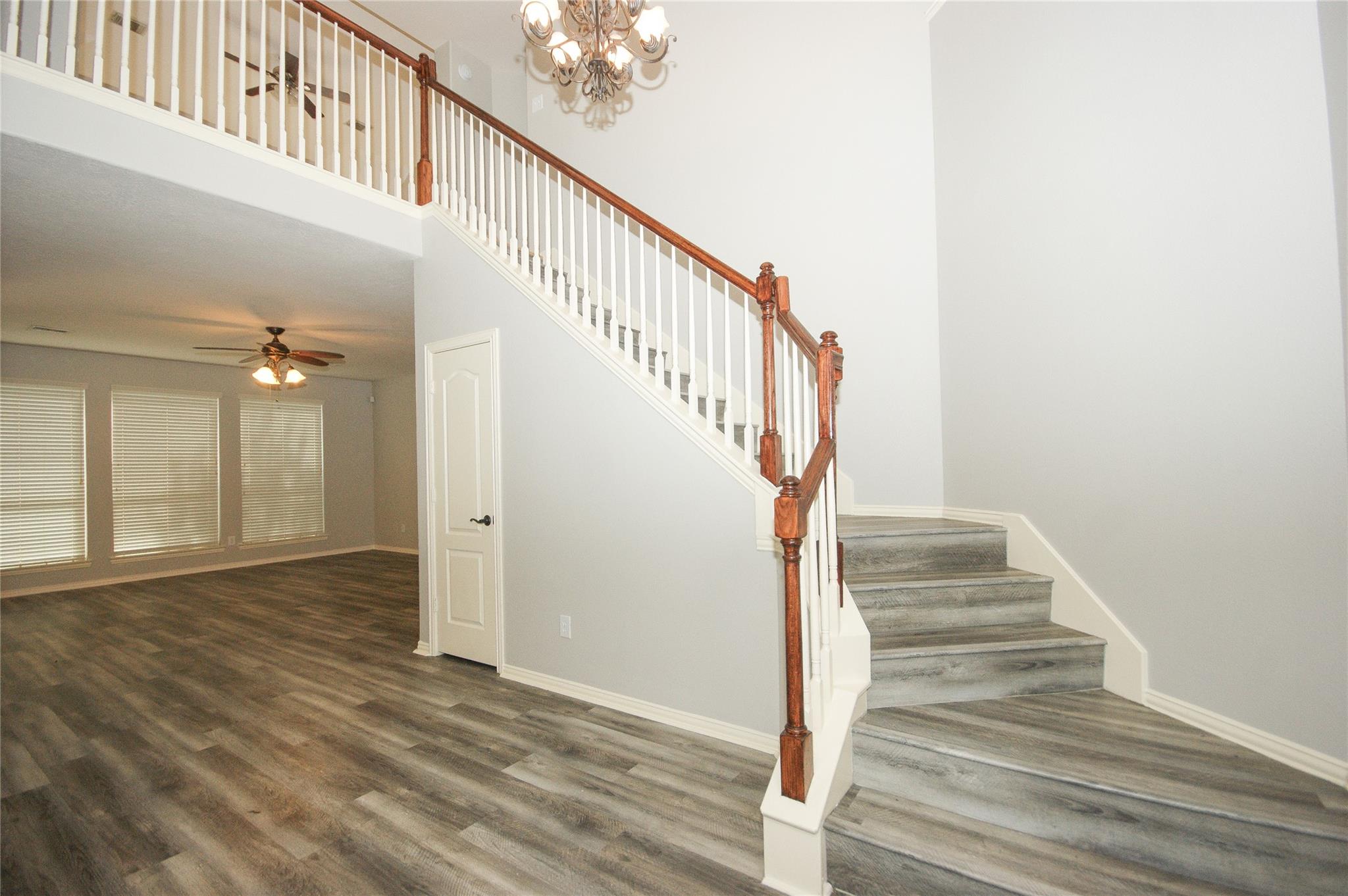 2516 Royal Terns Court