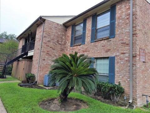 Photo of 8801 Hammerly Boulevard #902, Houston, TX 77080 (MLS # 11491835)