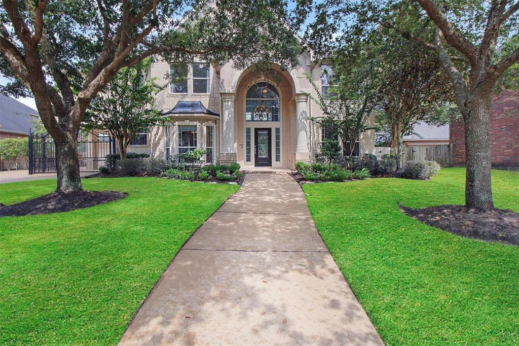 Photo of 22306 Seal Valley Lane, Katy, TX 77450 (MLS # 40813601)