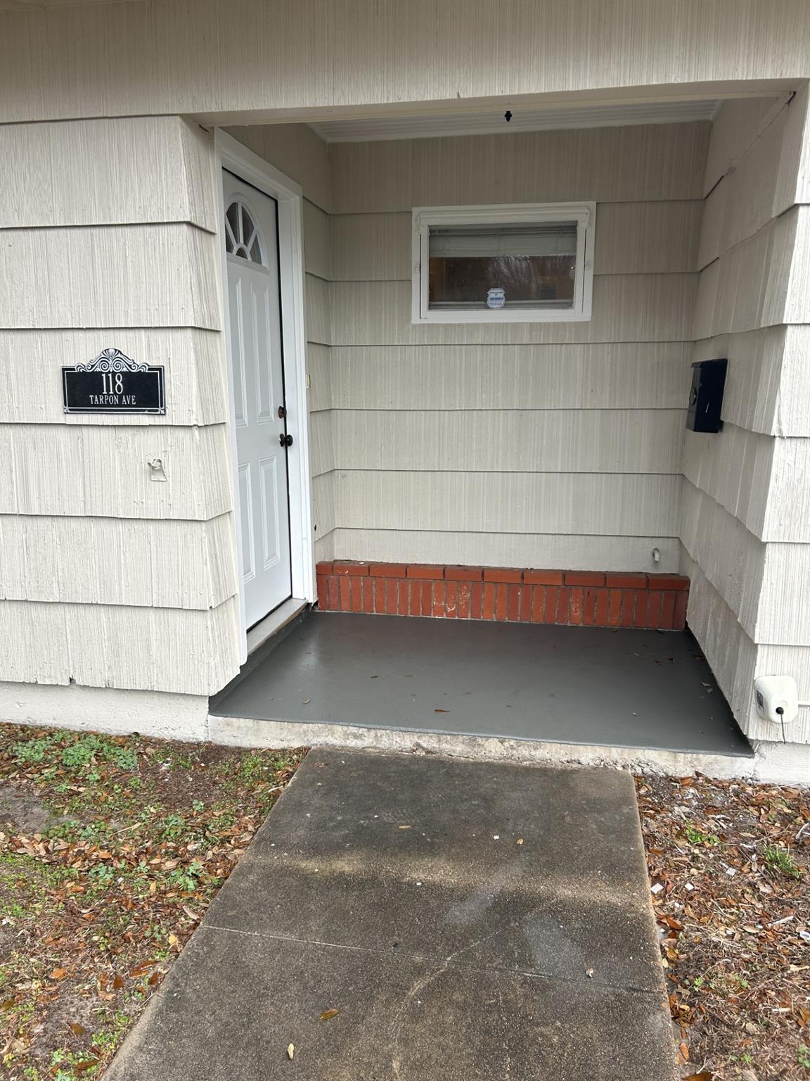 118 Tarpon Avenue