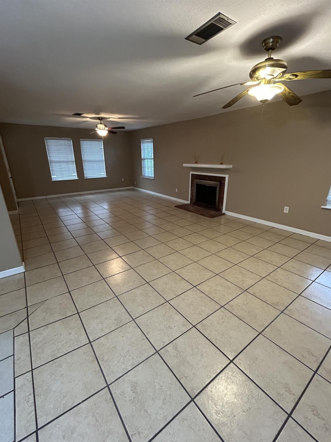 118 Tarpon Avenue
