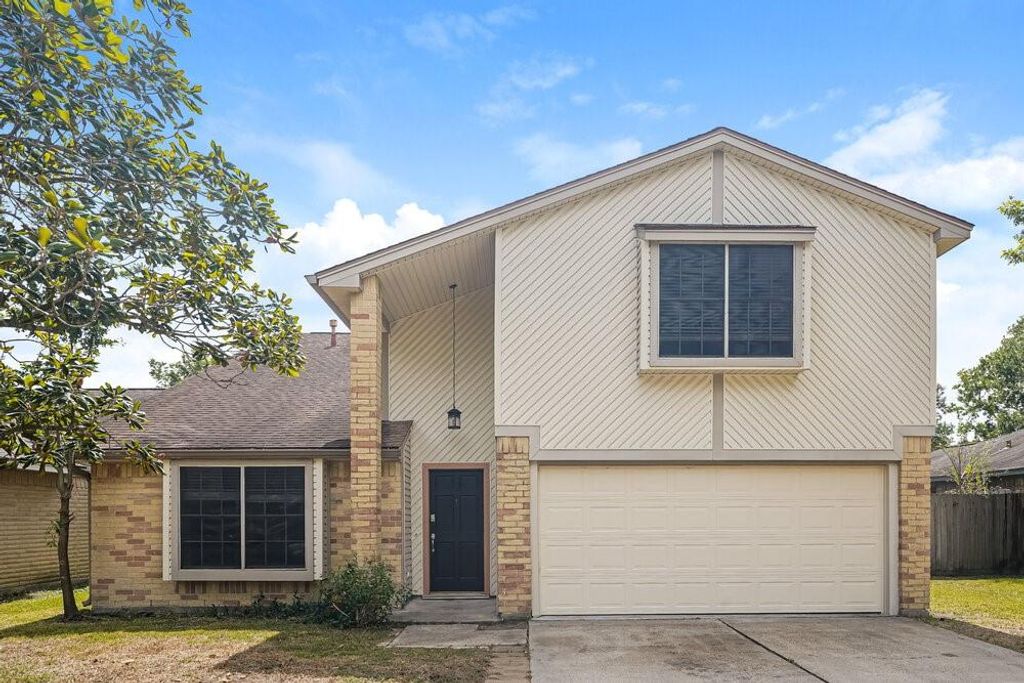 Photo of 7402 Misty Morning Drive, Humble, TX 77346 (MLS # 85882013)
