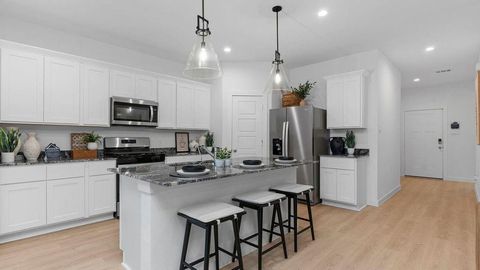 Photo of 3911 Silver Falls Lane, League City, TX 77573 (MLS # 95152900)