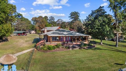 Photo of 115 Princes Circle, Ivanhoe, TX 75979 (MLS # 13881690)