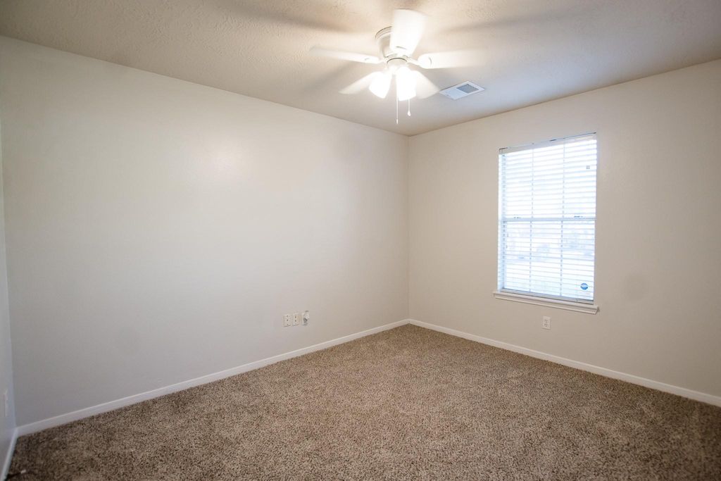 Photo of 1606 Blossom Creek Court, Houston, TX 77339 (MLS # 27490575)