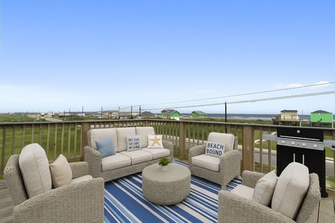 2031 Bluewater Hwy Surfside Beach TX 77541