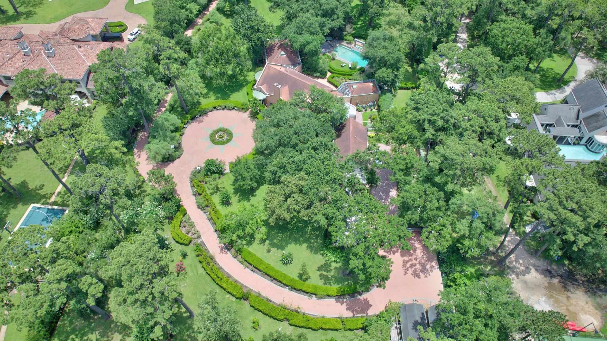 35 W Rivercrest Drive