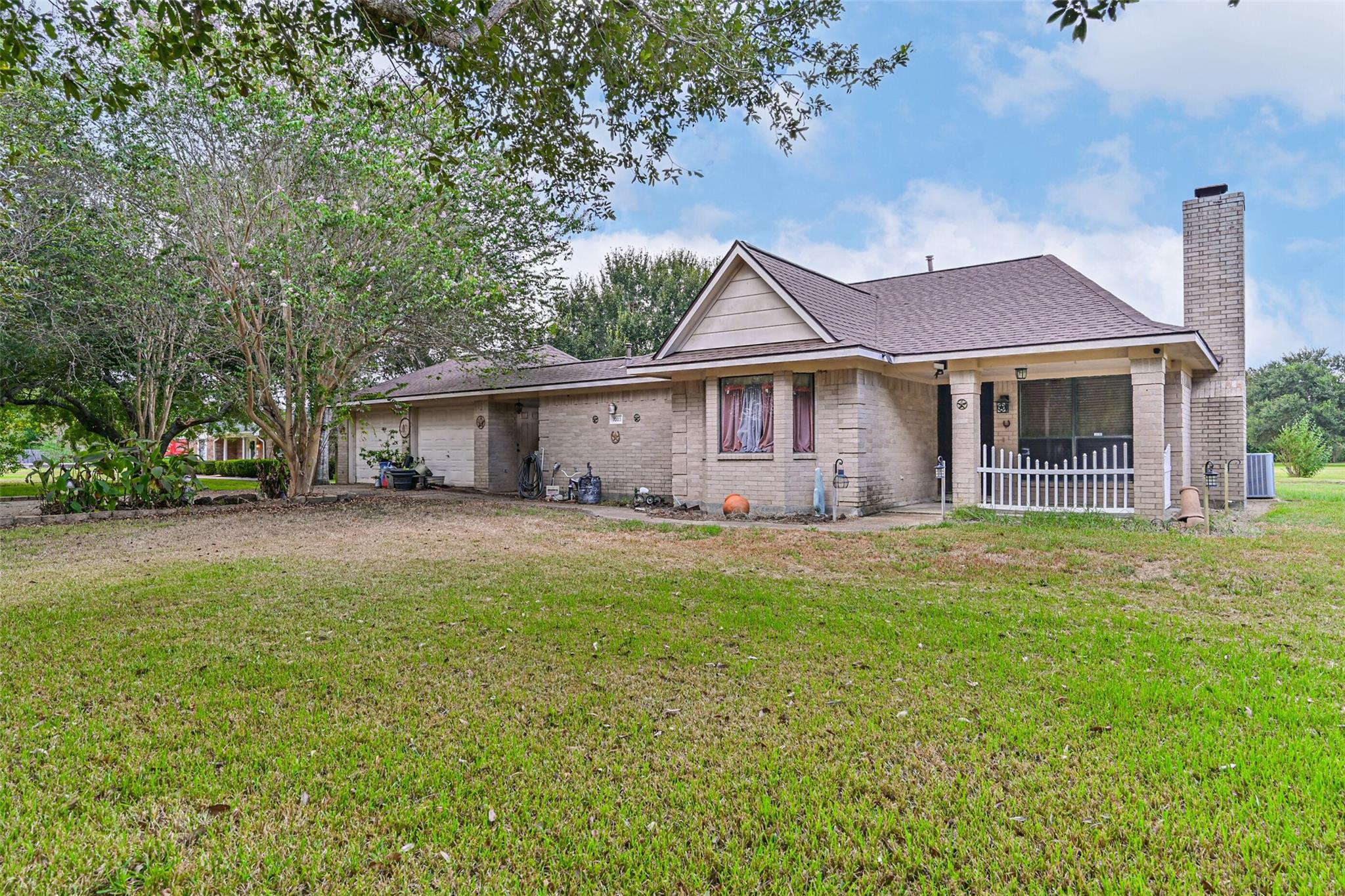 7003 Amie Lane CR879