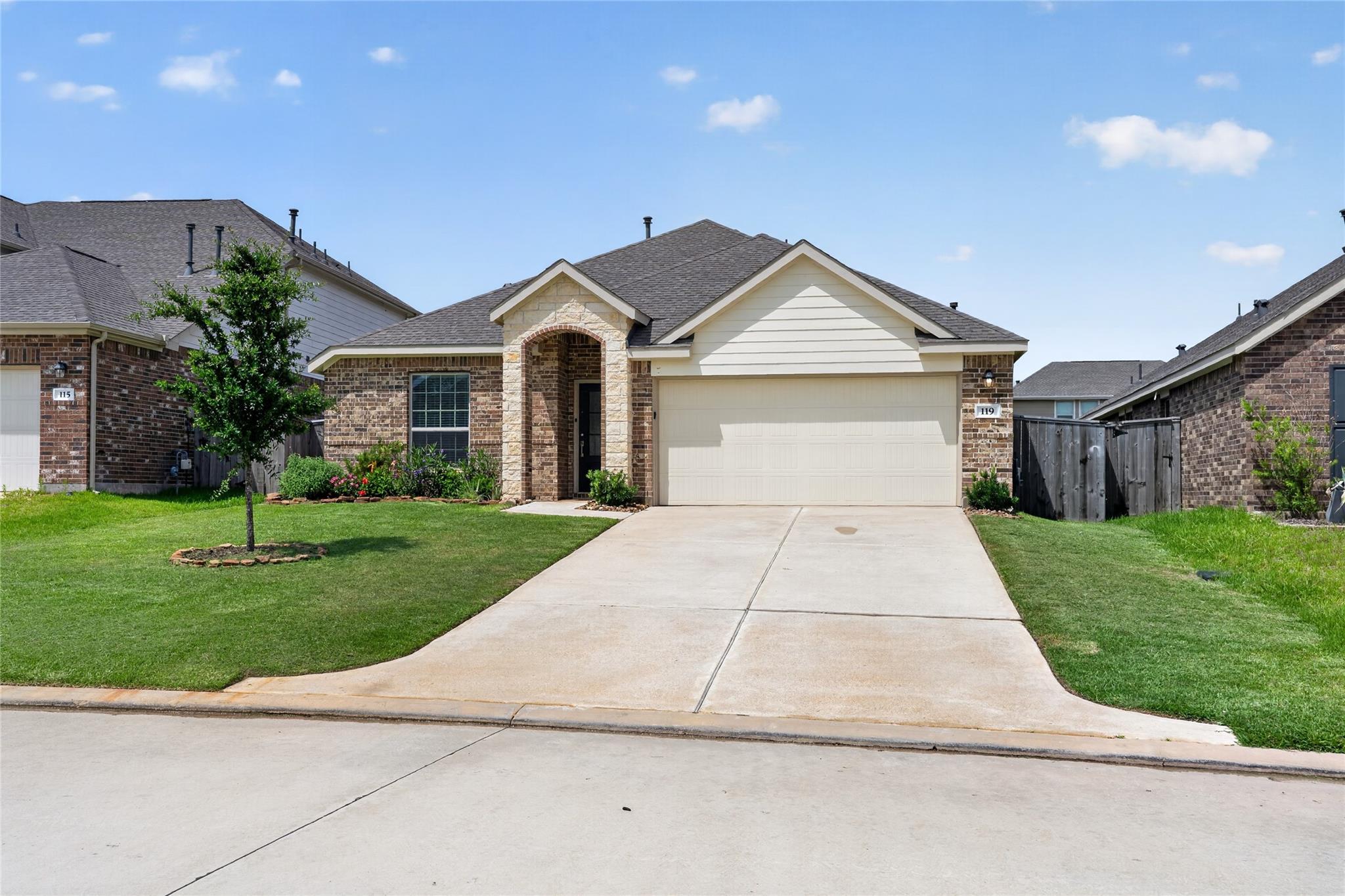 119 Southern Red Oak Lane