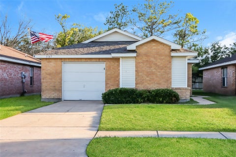 Photo of 3147 Boynton Drive, Houston, TX 77045 (MLS # 42770374)
