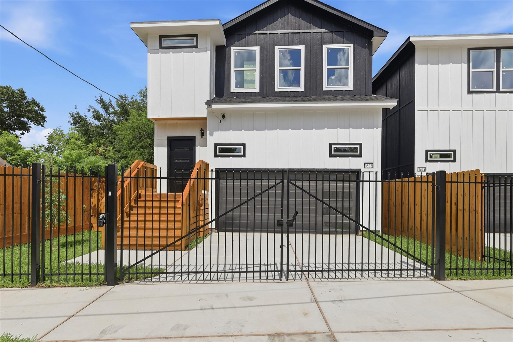 3806 Sayers Street