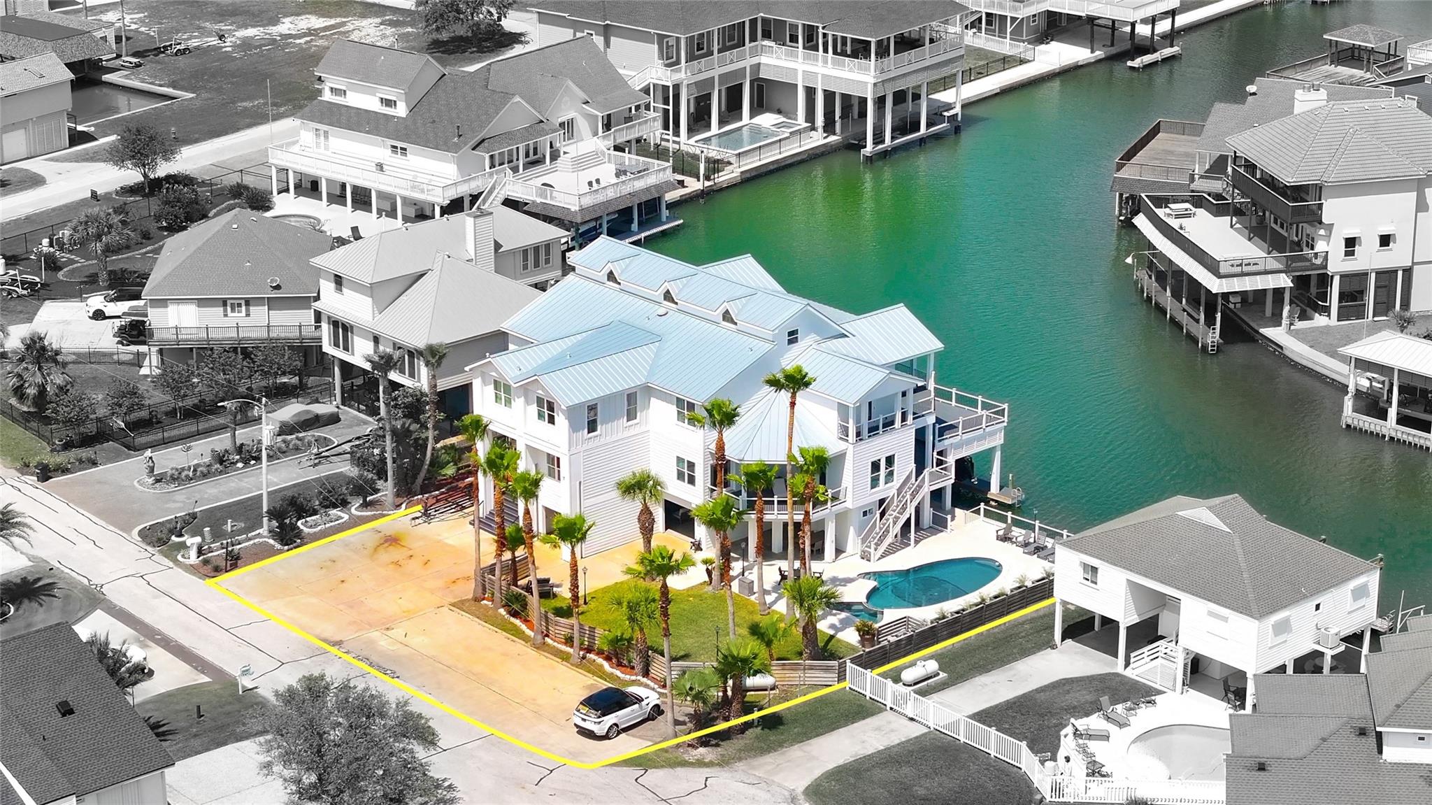 1614 Castaway Street