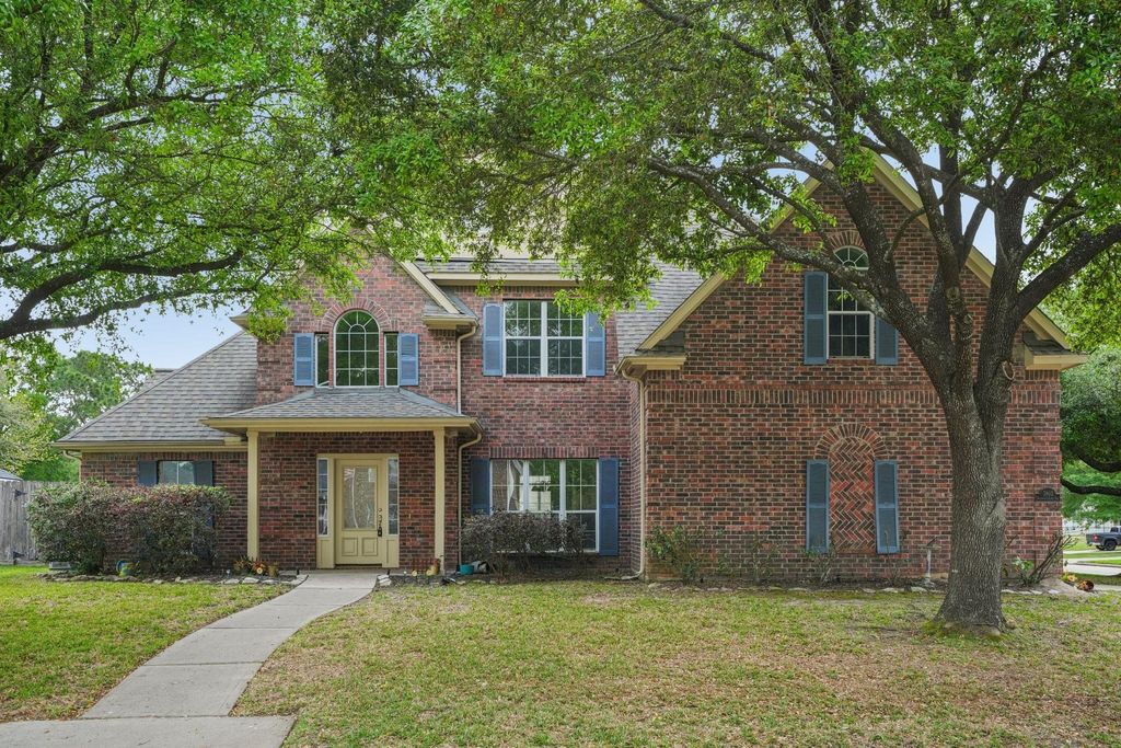 Photo of 7803 Deerwood Lake Drive, Humble, TX 77346 (MLS # 37969922)