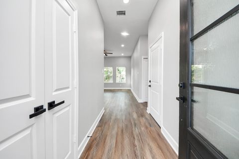 Photo of 4210 Tavenor Lane, Houston, TX 77047 (MLS # 70506852)