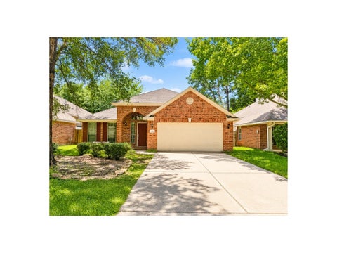 Photo of 31 Auburn Path Drive Dr, The Woodlands, TX 77382 (MLS # 55812259)