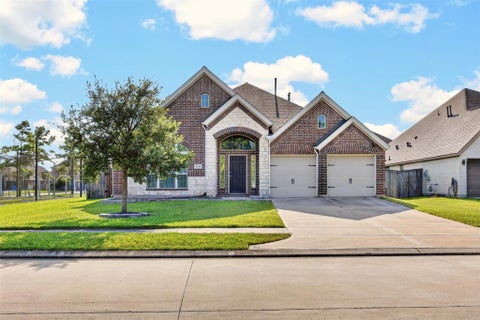 Photo of 5126 Jibe Ho Lane, Manvel, TX 77578 (MLS # 38706225)