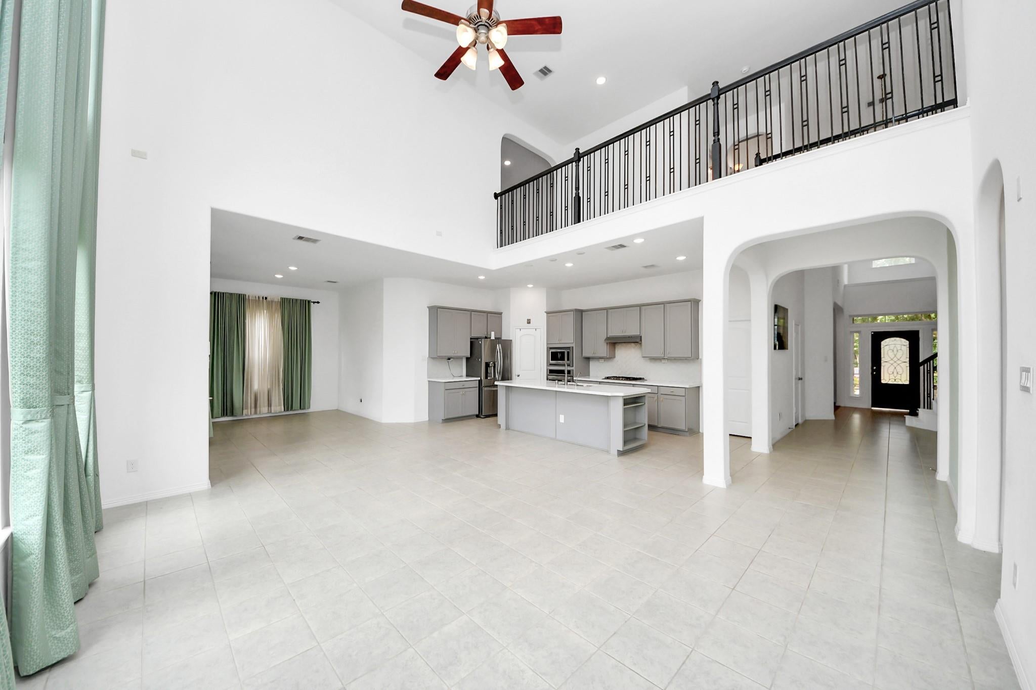 2210 Captain Davis Drive