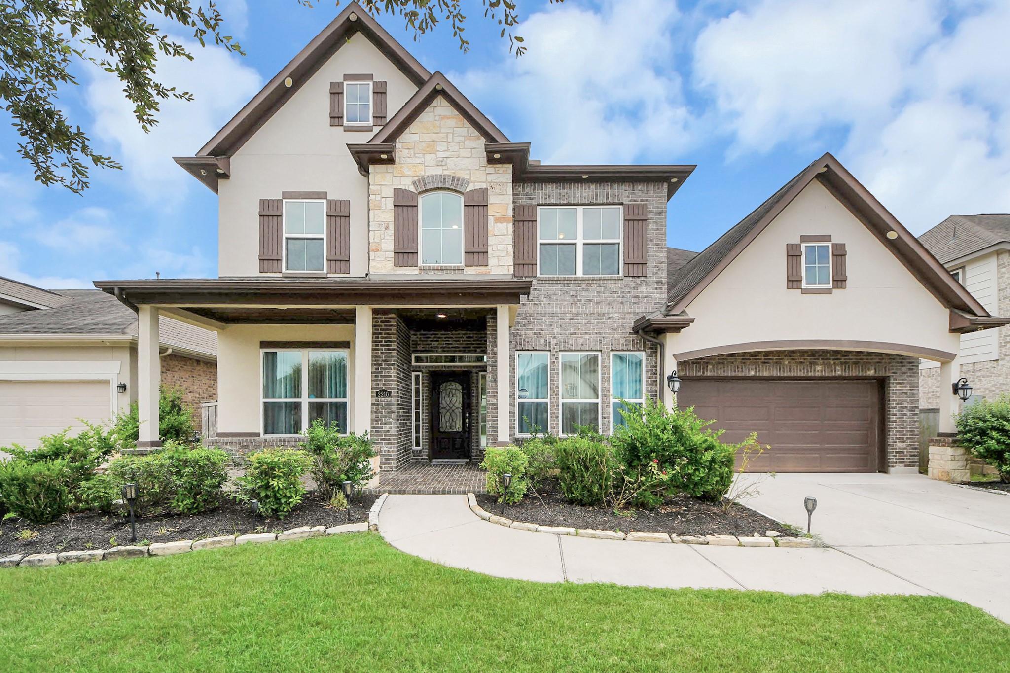 2210 Captain Davis Drive