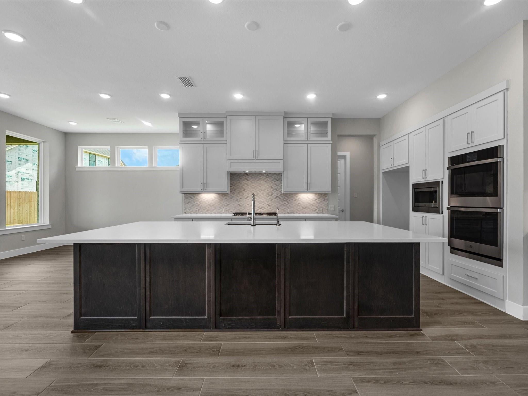 806 Lily Haven Trail