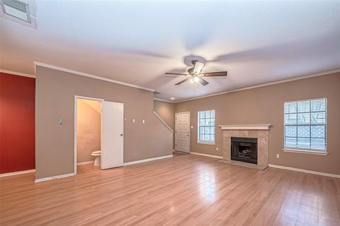 Photo of 9850 Pagewood Lane #1207, Houston, TX 77042 (MLS # 14798172)