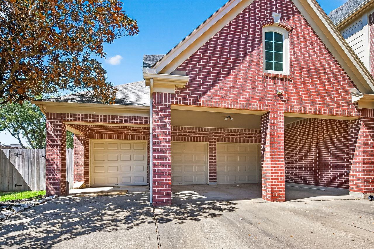 12711 Wildwood Bend Lane