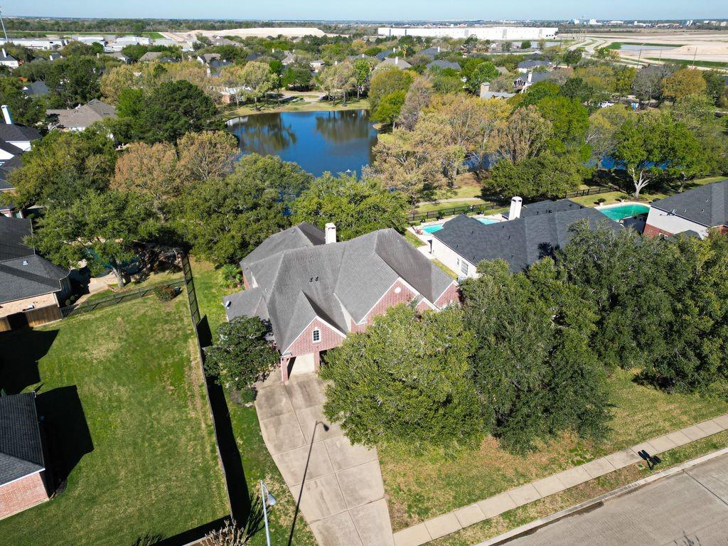 12711 Wildwood Bend Lane