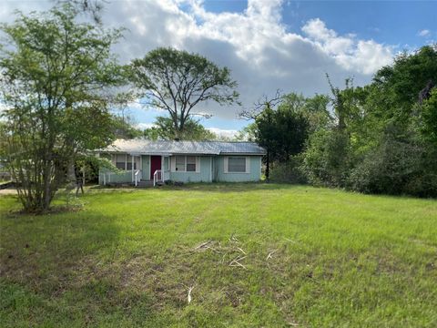 Homes For Sale - 214 Houston Avenue<br/> Burleson County, Somerville, TX 77879