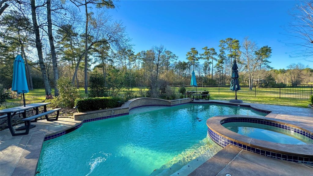 Photo of 15216 Saddlewood Drive, Conroe, TX 77384 (MLS # 59083525)