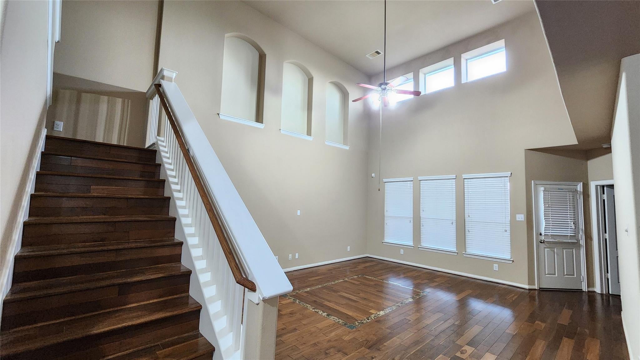 26939 Glacier Creek Drive