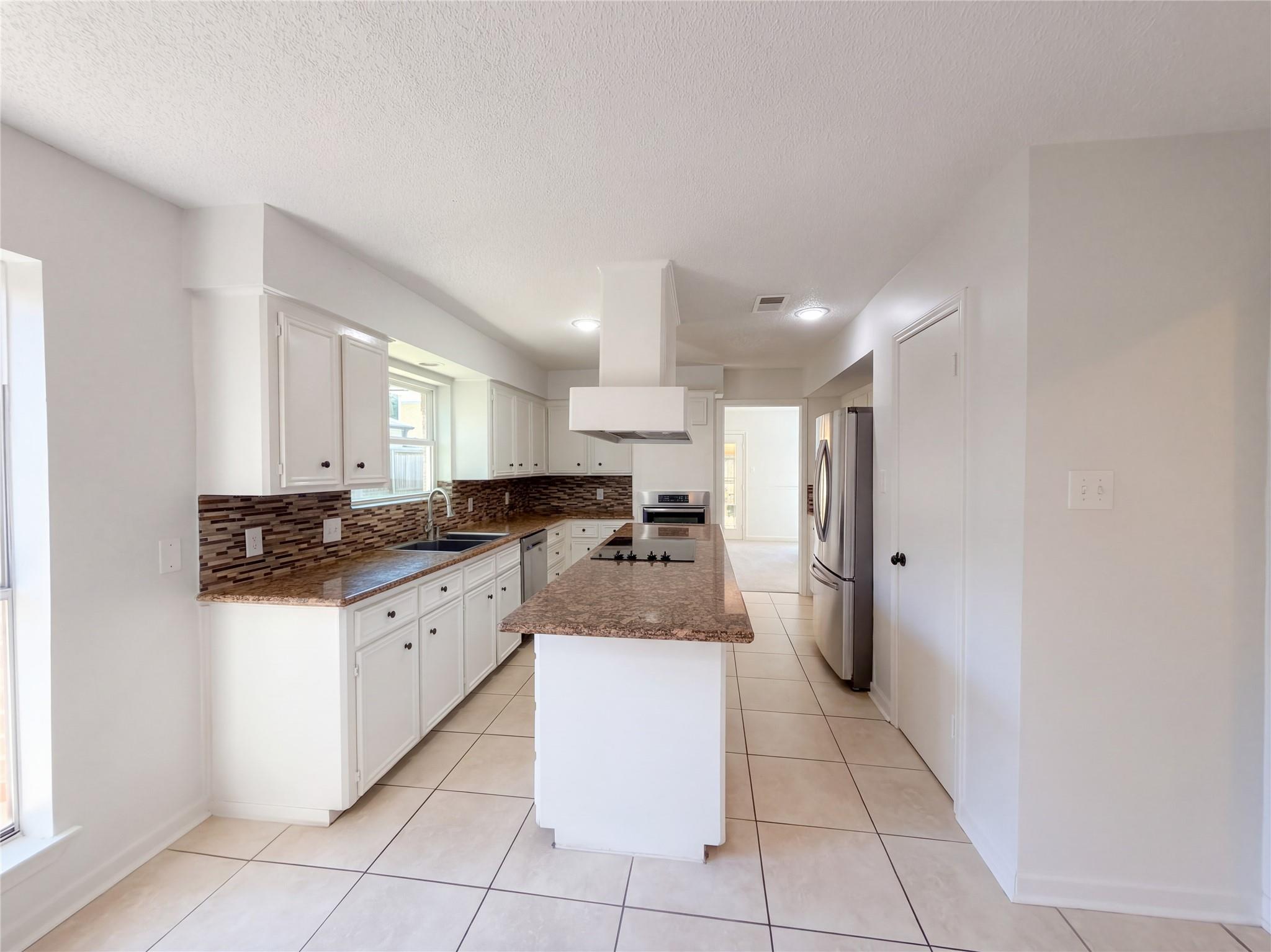 2307 Canyon Meadows Drive