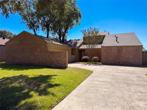 Photo of 2307 Canyon Meadows Drive, Missouri City, TX 77489 (MLS # 63462015)