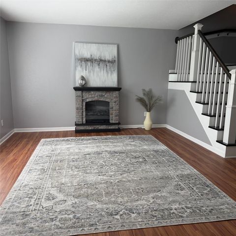 1831 Sherwood Forest Street 20 Houston TX 77043