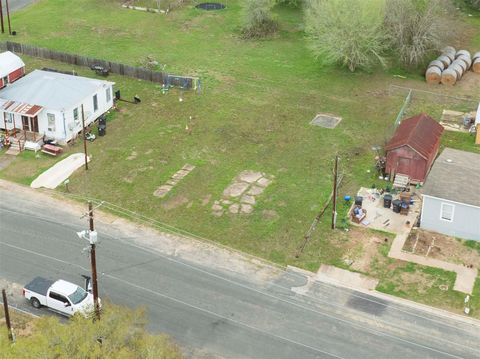 Vacant Land For Sale - TBD Hillje Avenue<br/> Schulenburg, TX 78956