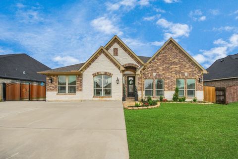 Photo of 203 Pinedale Avenue, Arcola, TX 77583 (MLS # 21121519) Photo of 203 Pinedale Avenue, Arcola, TX 77583 (MLS # 21121519)