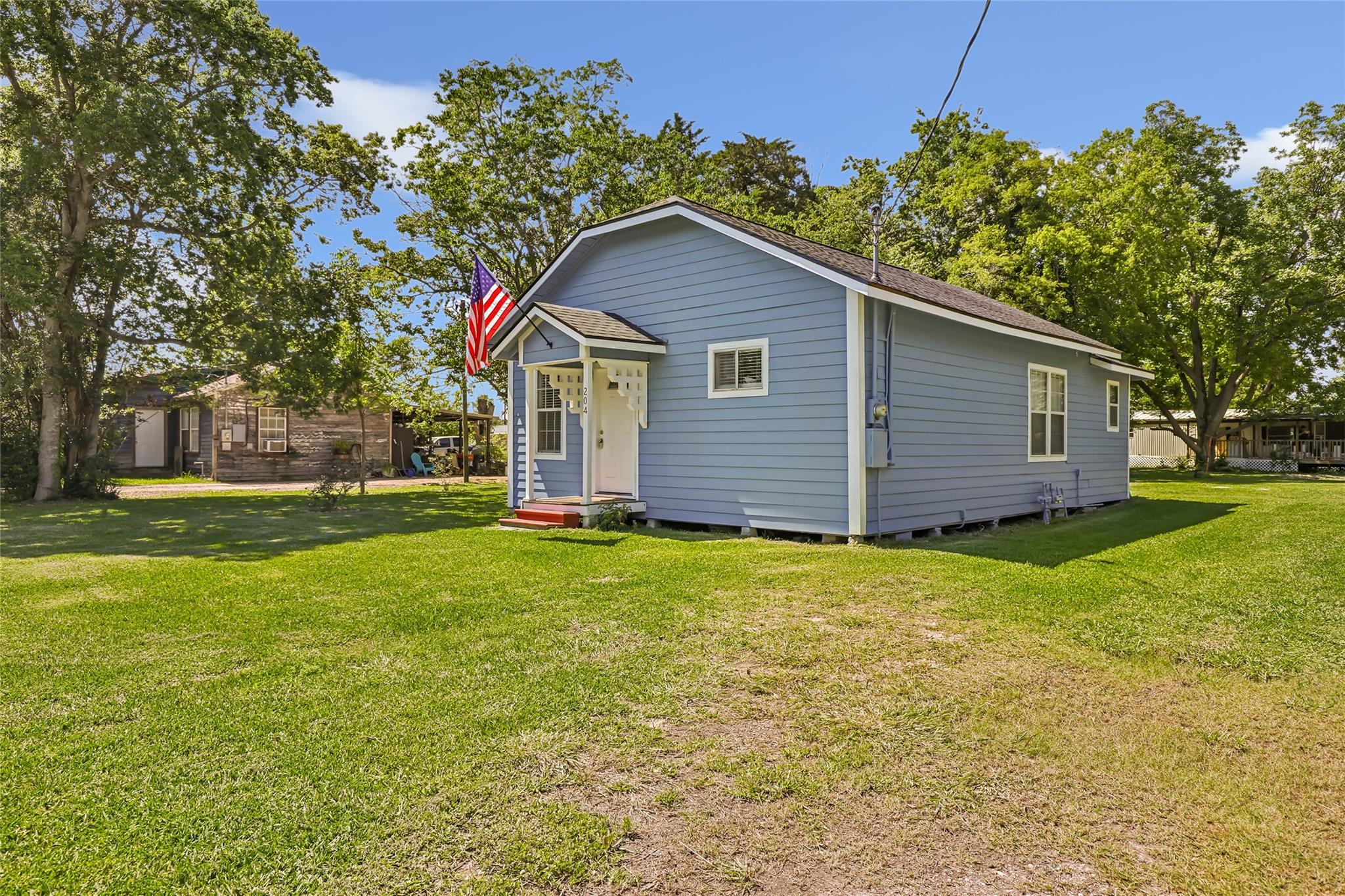 204 Kerry Road