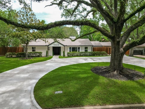 Photo of 5422 Valerie Street, Bellaire, TX 77401 (MLS # 81012529)