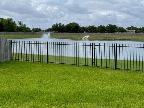 Photo of 13831 Evansdale Lane, Houston, TX 77083 (MLS # 76686770)