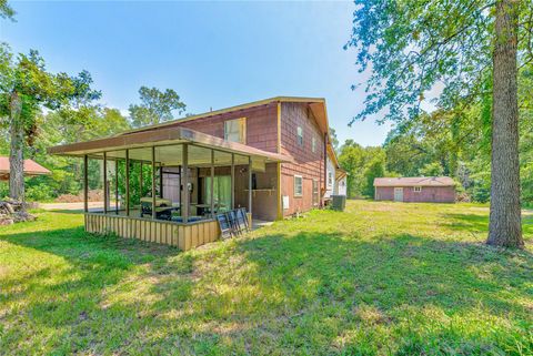 Photo of 144 Deer Path, Livingston, TX 77351 (MLS # 43213281)