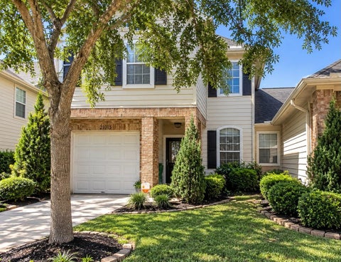 Townhouse For Sale - 21015 Sun Creek Drive<br/> Katy, TX 77450