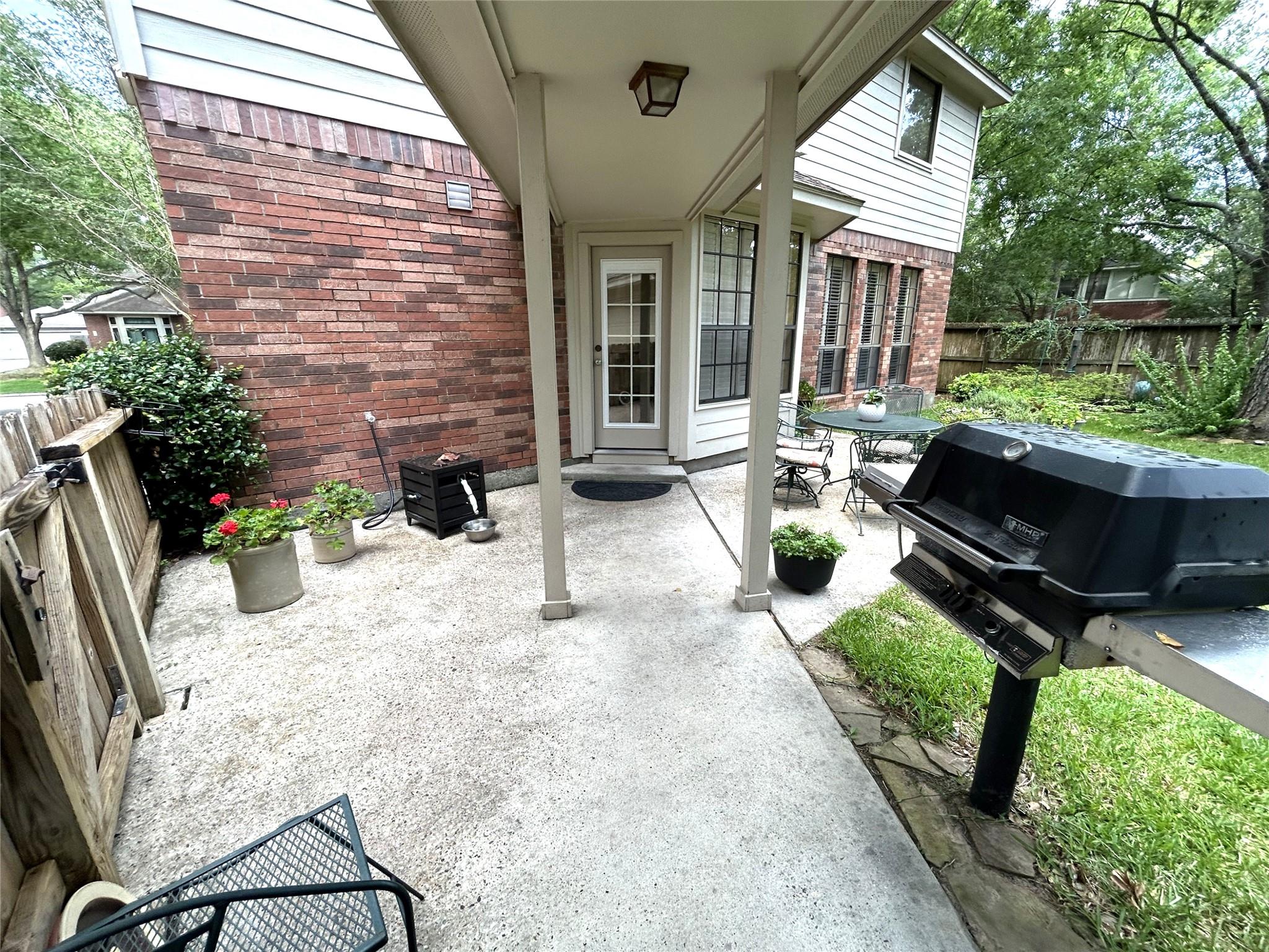 27 N Duskwood Place