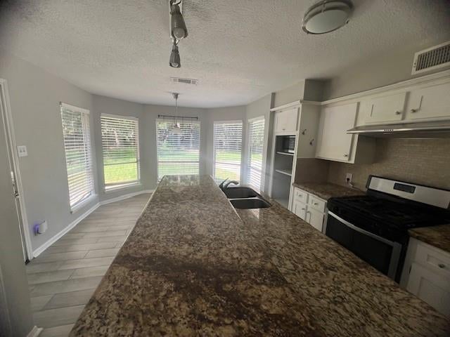 17802 Theiss Mail Route Road