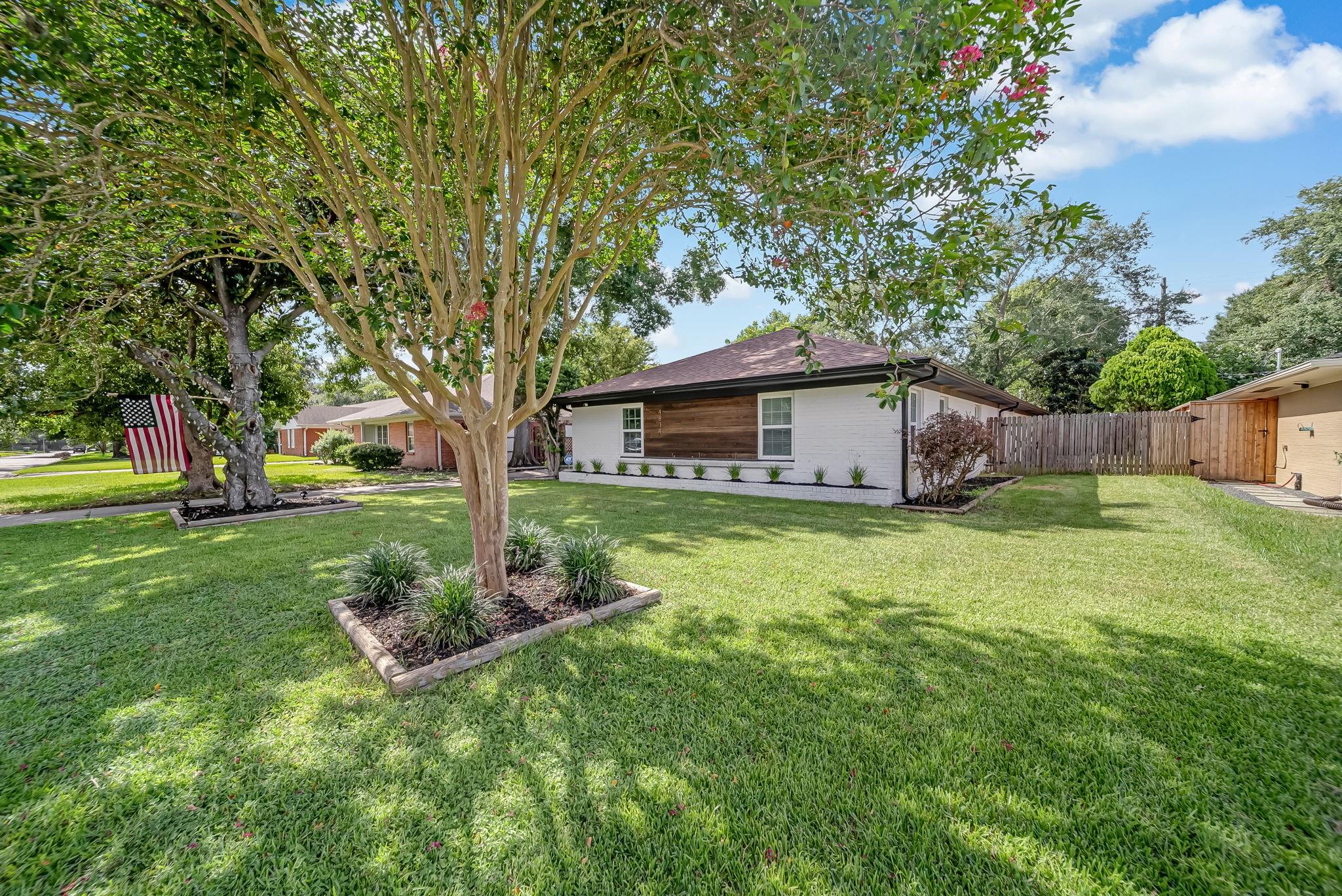4814 Briarbend Drive