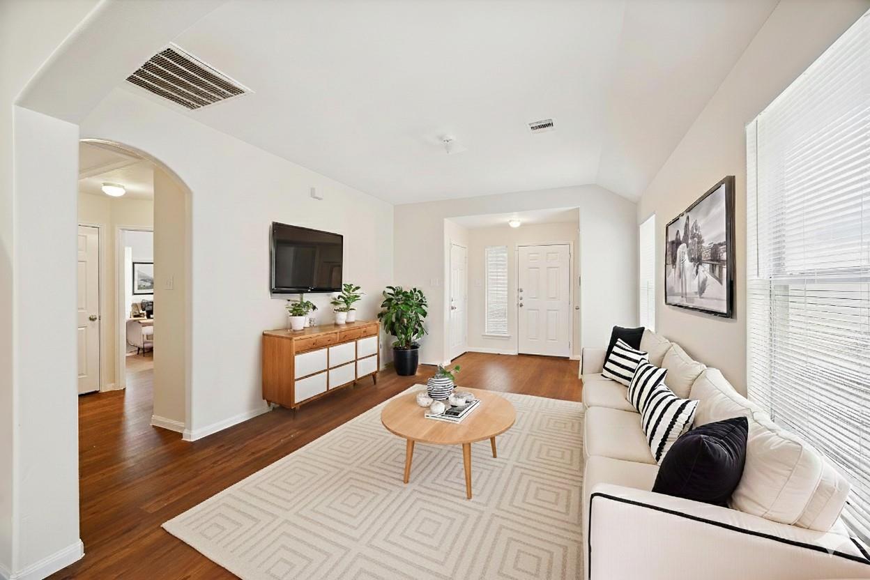 1223 Gibson Crossing Way