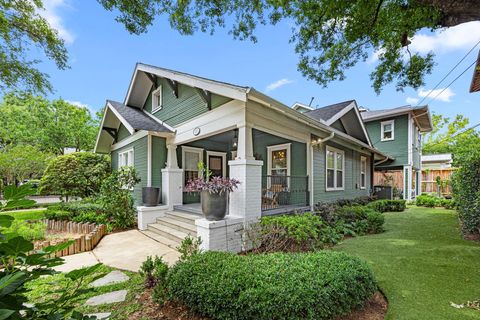 Homes For Sale - 529 Highland Street<br/> Houston, TX 77009