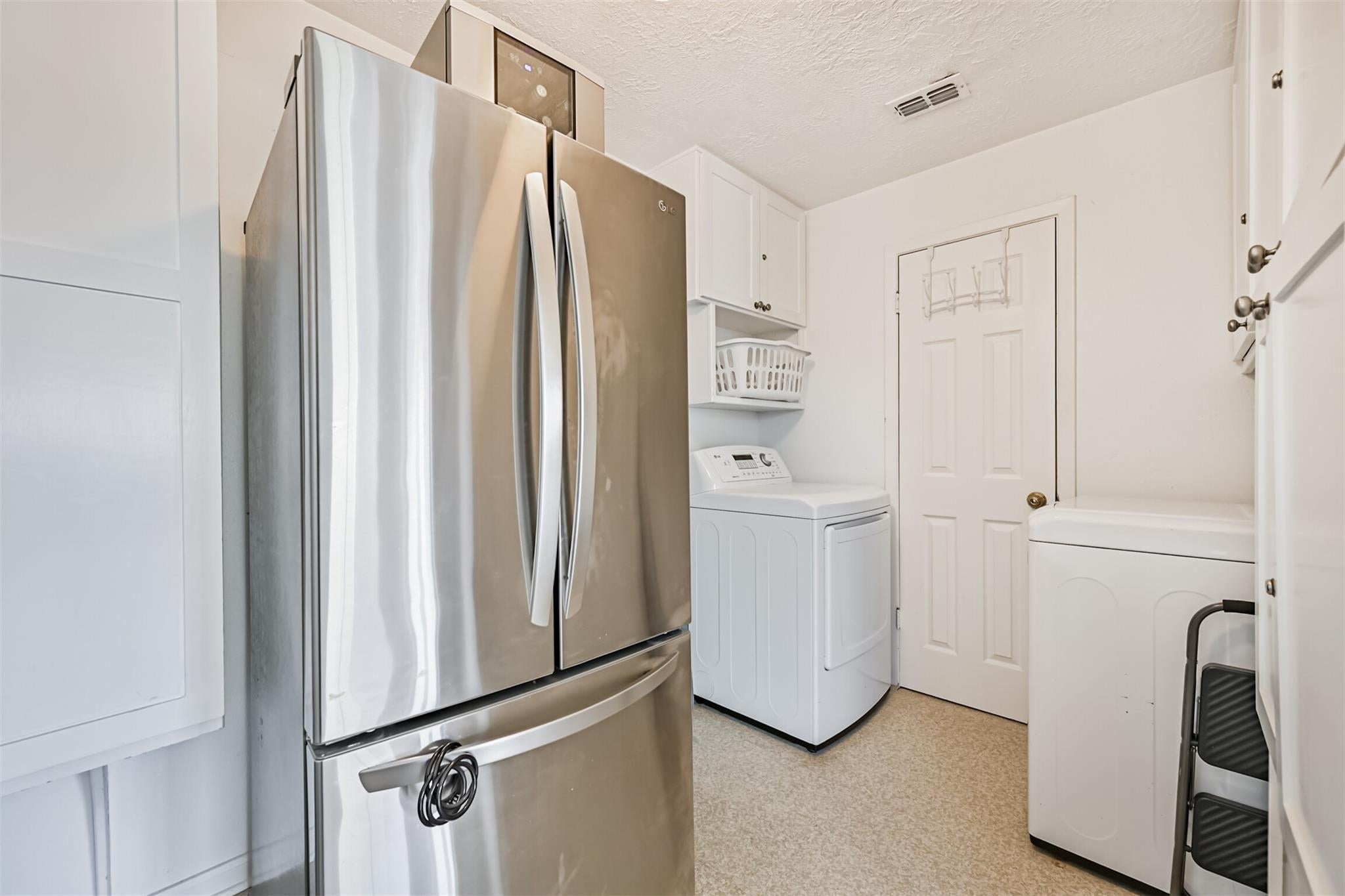 Galveston, Texas, 77554, United States, 4 Bedrooms Bedrooms, ,3 BathroomsBathrooms,Residential,Active,2027086