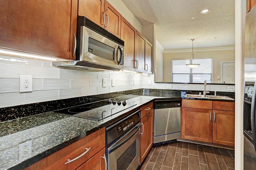2299 Lone Star Drive 524