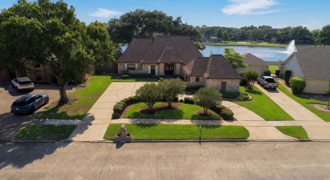 2439 Hodges Bend Circle
